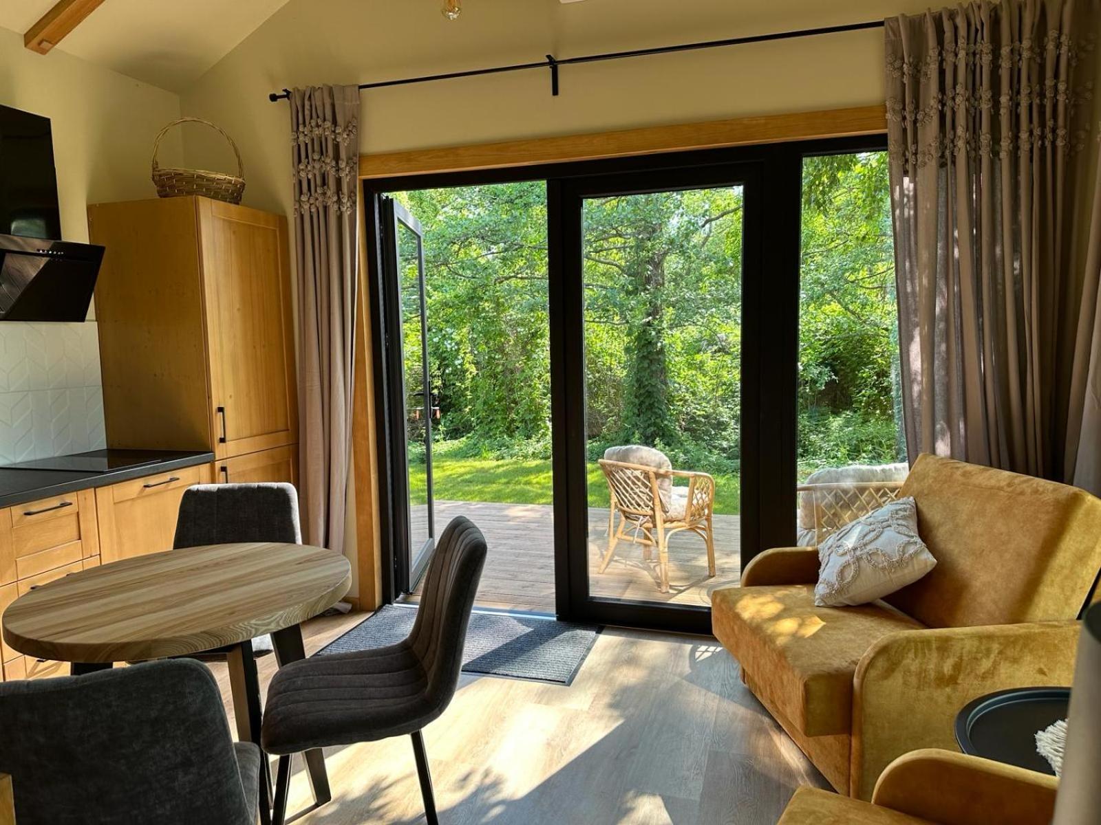 Labiesi Appartement Jūrkalne Buitenkant foto